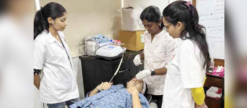 Clinical cosmetologist performing an advanced skin treatment in a medical aesthetics clinic, highlighting career skills and opportunities.